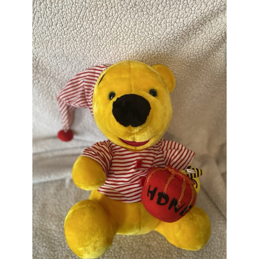 Bedtime Winnie The Pooh With Honey Bee Jar 16 Inch Disney Plush Pre-owned